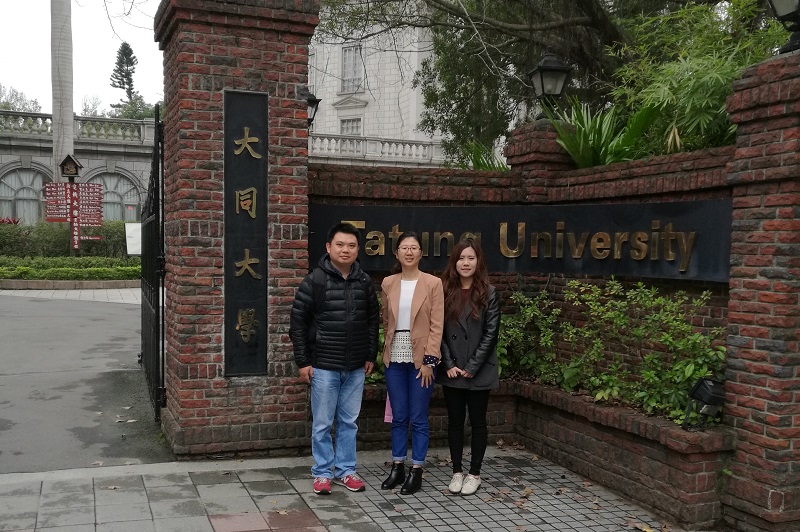 学校 2