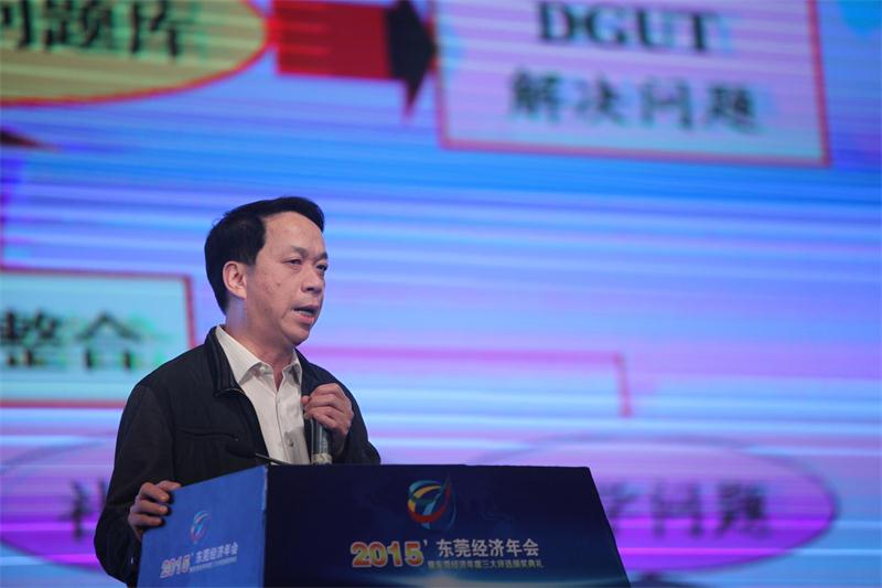 李琳1
