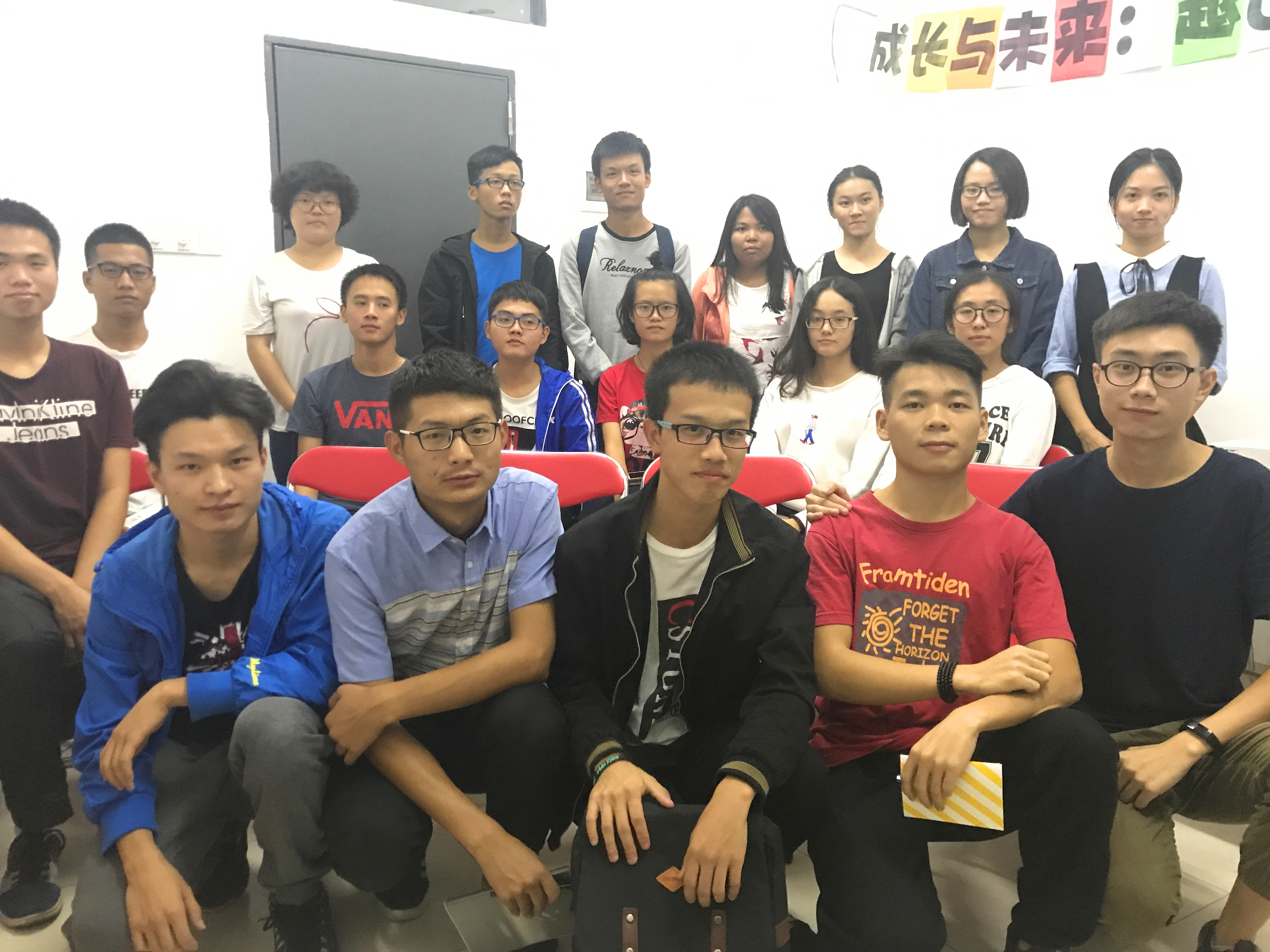 通讯稿照片