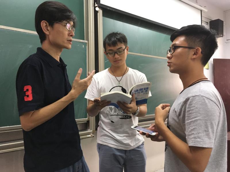 经济管理学院1